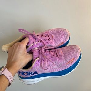 HOKA Clifton 9s!